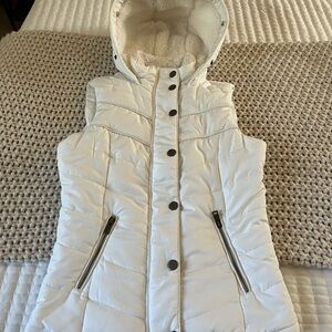 Aeropostale Cream Hooded Vest